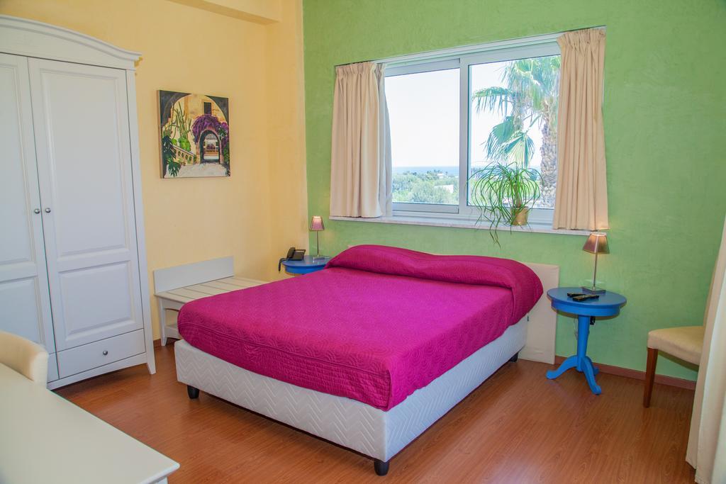 Hotel Pacla Avola Pokoj fotografie